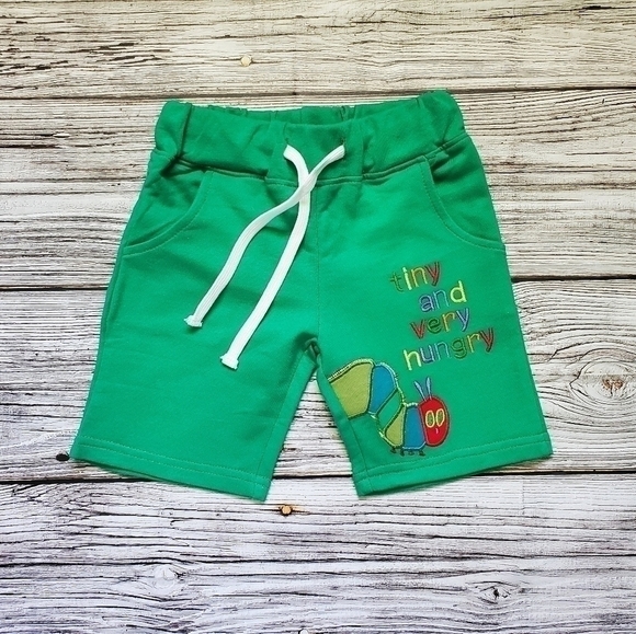 The Very Hungry Caterpillar T-Shirt Shorts Outfit Handmade Strawberry Picking - Picture 8 of 10